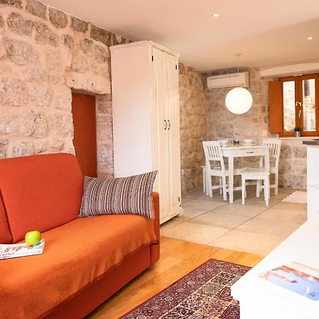 Imperia - Chic! Place With Balcony, Self Check In 0-24h & Free Luggage Storage Apartment *