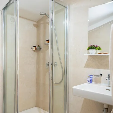 Imperia - Chic! Place With Balcony, Self Check In 0-24h & Free Luggage Storage Daire Dubrovnik