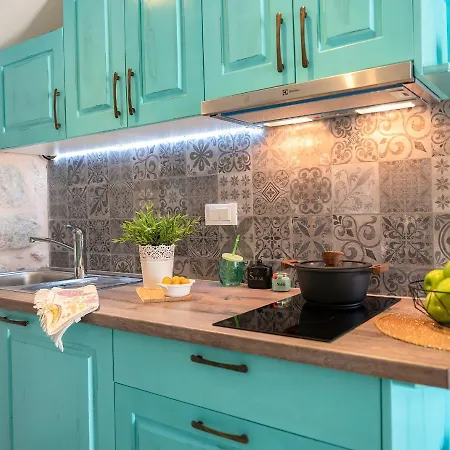 Imperia - Chic! Place With Balcony, Self Check In 0-24h & Free Luggage Storage *