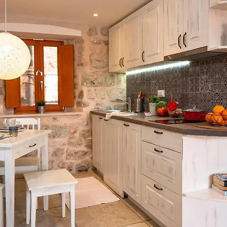 Imperia - Chic! Place With Balcony, Self Check In 0-24h & Free Luggage Storage Dubrovnik